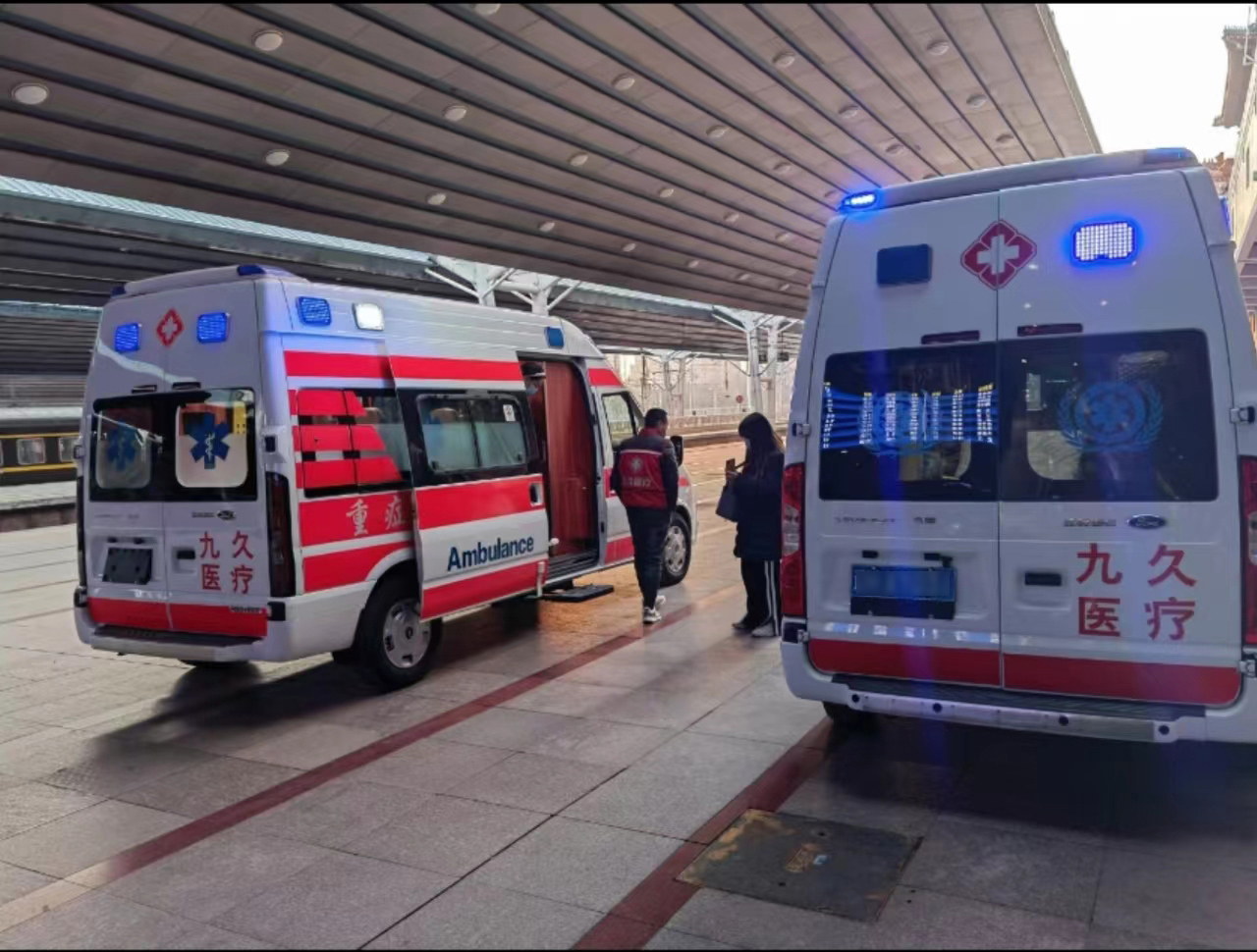 大厂救护车长途转运